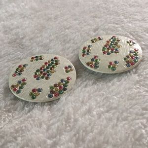 Vintage white pastel rhinestone circle earrings